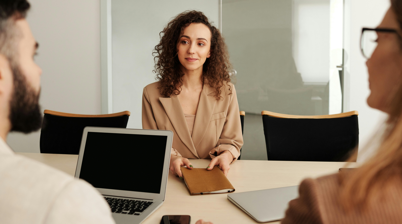 如何深度优化招聘流程，减少成本支出？好智募AI面试系统助力HR实现降本增效